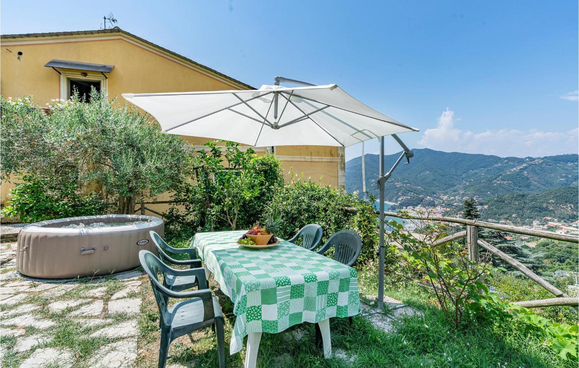 Awesome In With Kitchen * Moneglia